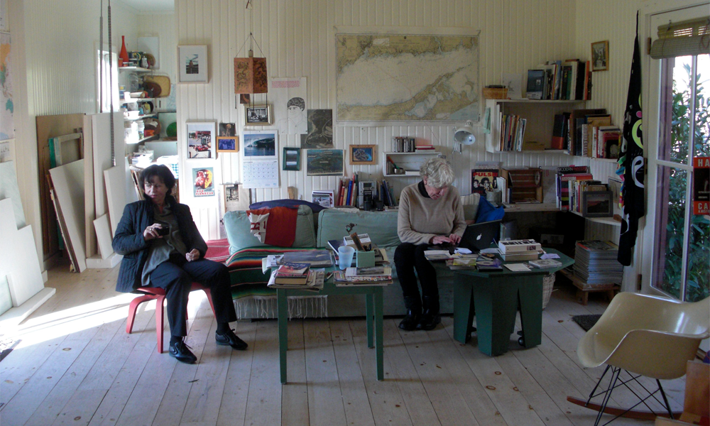 Ursula and Mary Heilmann in the artist‘s studio, 2009