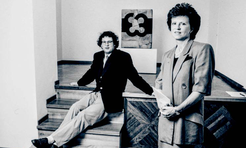 Ursula and Iwan Wirth at Sonneggstrasse, Zurich, 1993 (in background: Eduardo Chillida, Oxido 78 (Oxide 78), 1983)