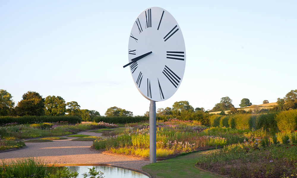 Anri Sala, Clocked Perspective (2012), installation view, Oudolf Field, 2014 © Anri Sala