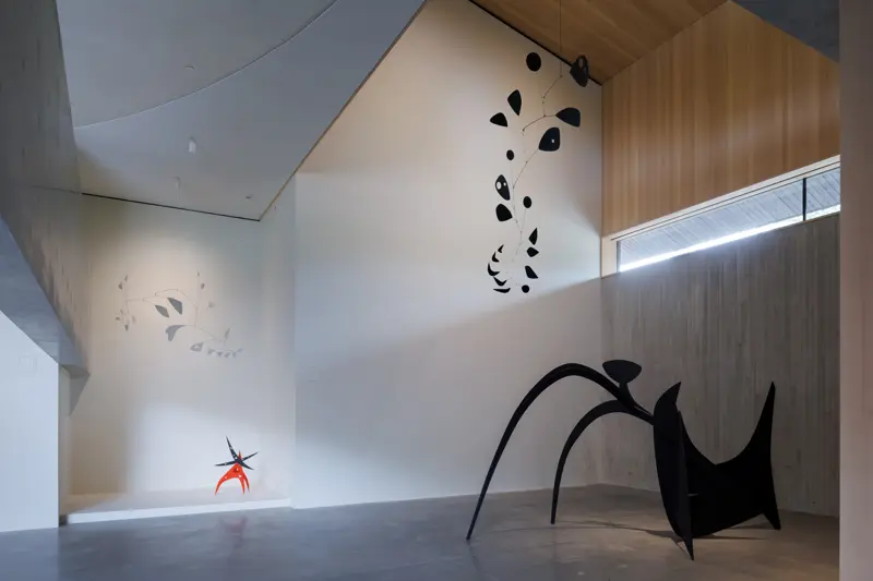 Thumbnail image for press titled Alexander Calder Takes Flight—Again