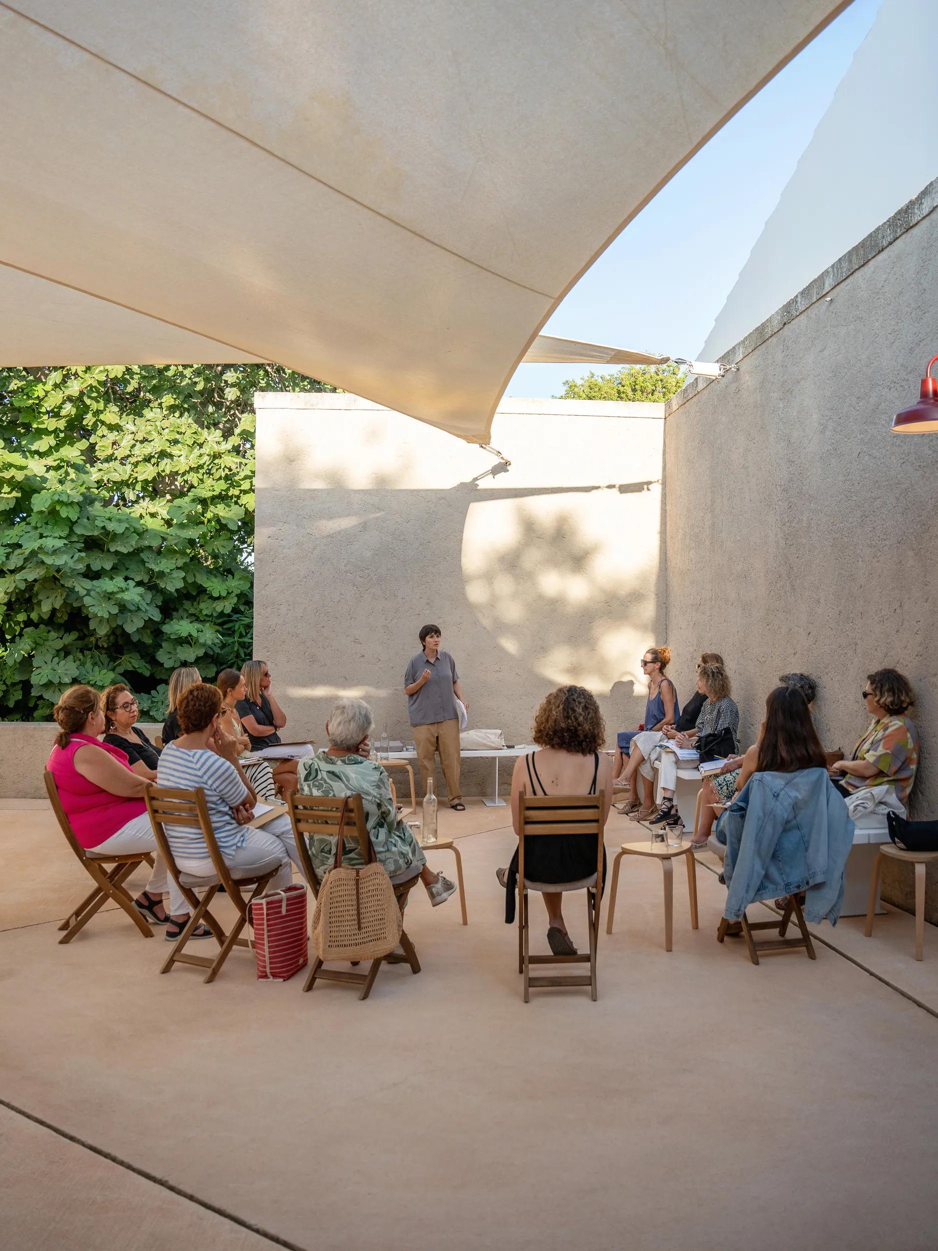 Image for right hero section