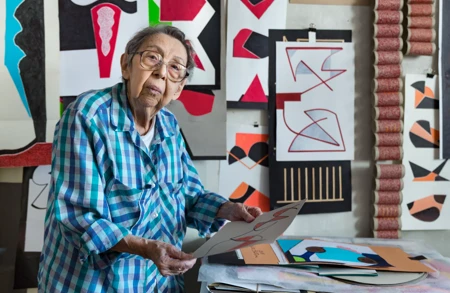 Thumbnail image for news titled Interview with Geta Brătescu