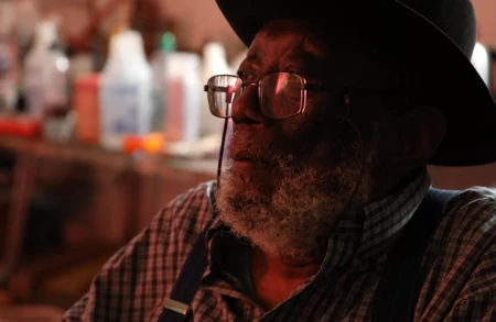 Thumbnail image for news titled Frank Bowling joins Hauser & Wirth