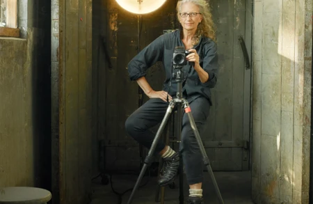 Thumbnail image for exhibition titled Annie Leibovitz at Work