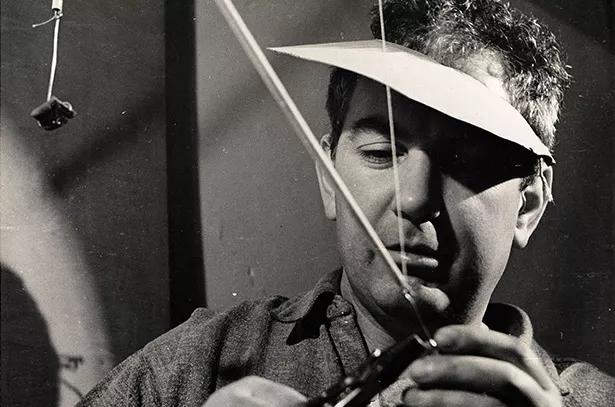 Thumbnail image for Alexander Calder