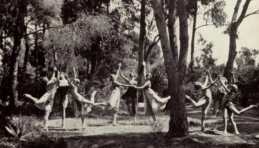 Hero image for article titled Susan Philipsz: As Many As Will