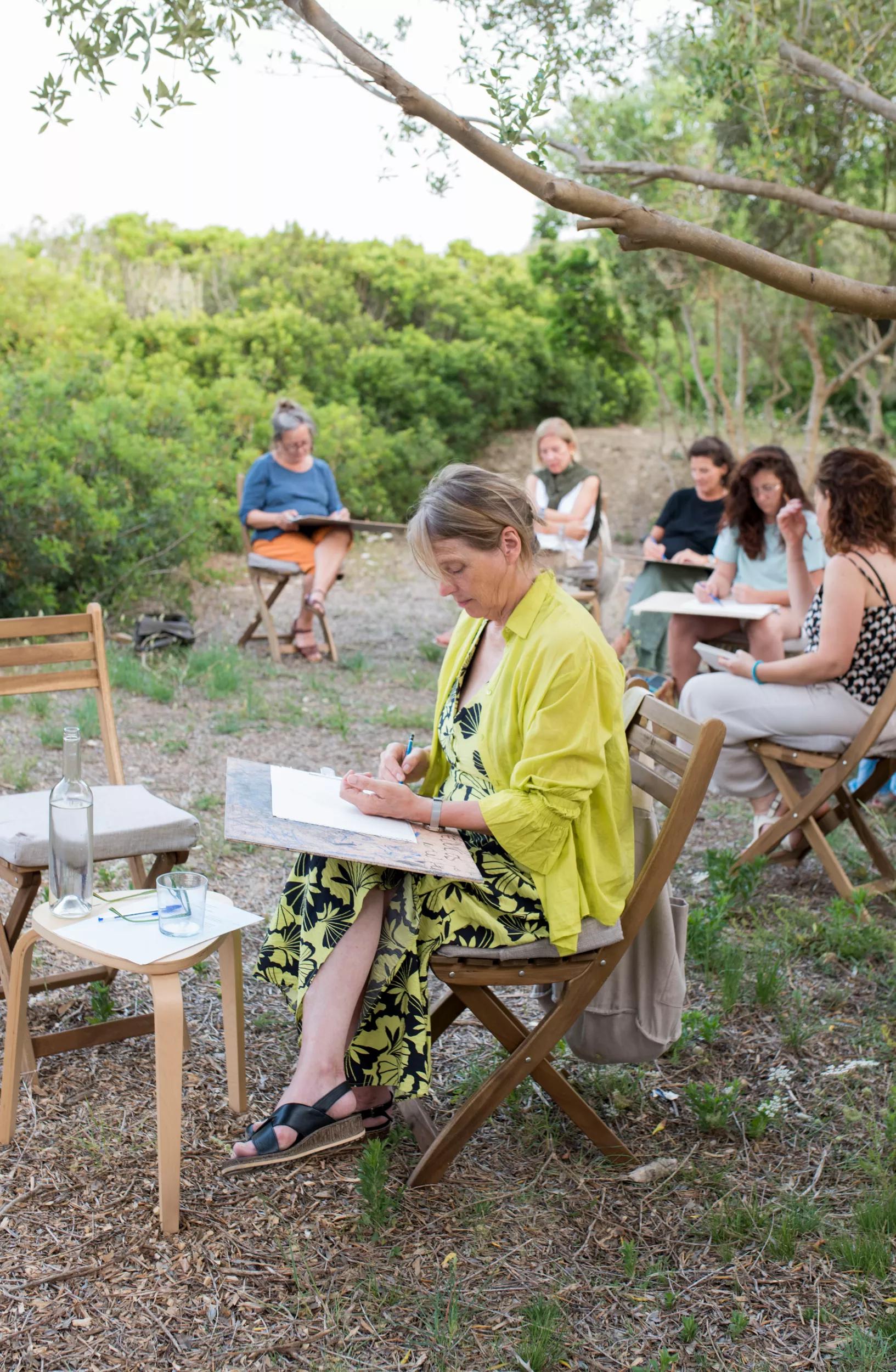 Hero image for event titled Drawing Sessions