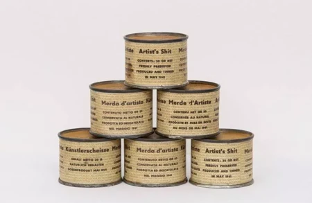 Piero-Manzoni-Merda-d_Artista-n.-63-1961-Fondazione-Piero-Manzoni-Milano.-®Fondazione-Piero-Manzoni.-Photography-Agostino-Osio-©Pictoright-Amsterdam-2019