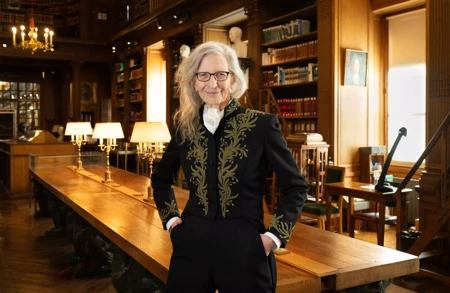 Thumbnail image for news titled Annie Leibovitz Elected As Académie des Beaux-Arts Foreign Associate Member