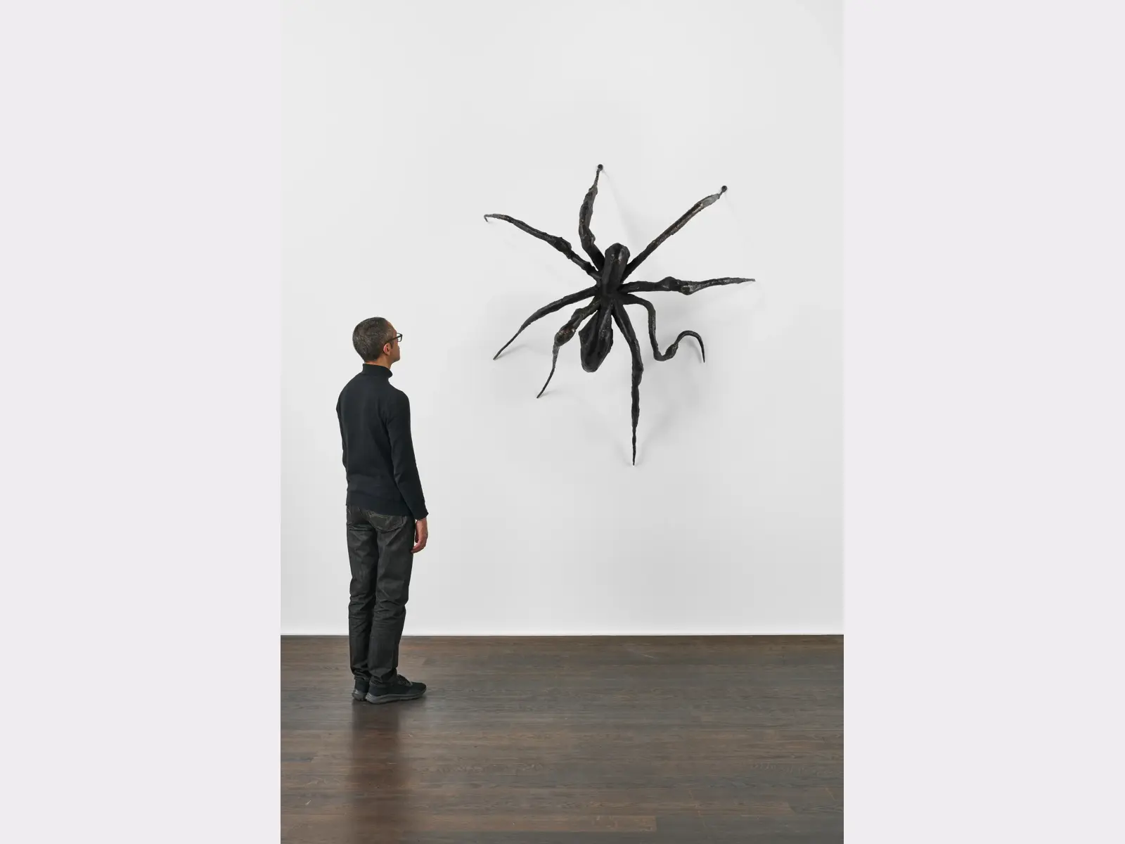 Louise Bourgeois – Spider I - Hauser & Wirth