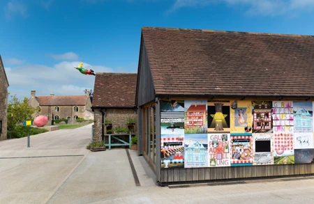 Image for events titled Climate Impact Report: ‘GRUPPENAUSSTELLUNG’ in Somerset