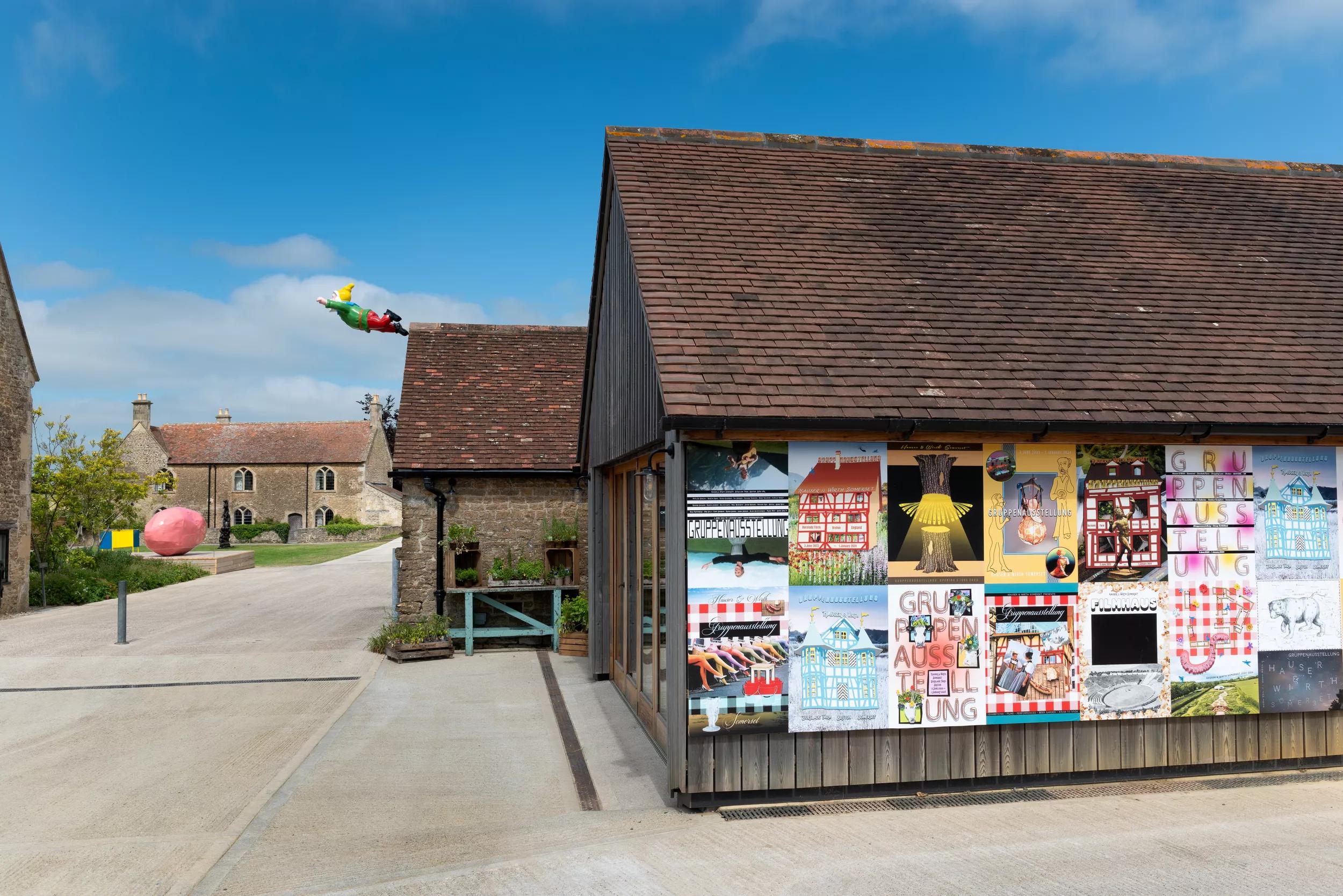 Hero image for article titled Climate Impact Report: ‘GRUPPENAUSSTELLUNG’ in Somerset